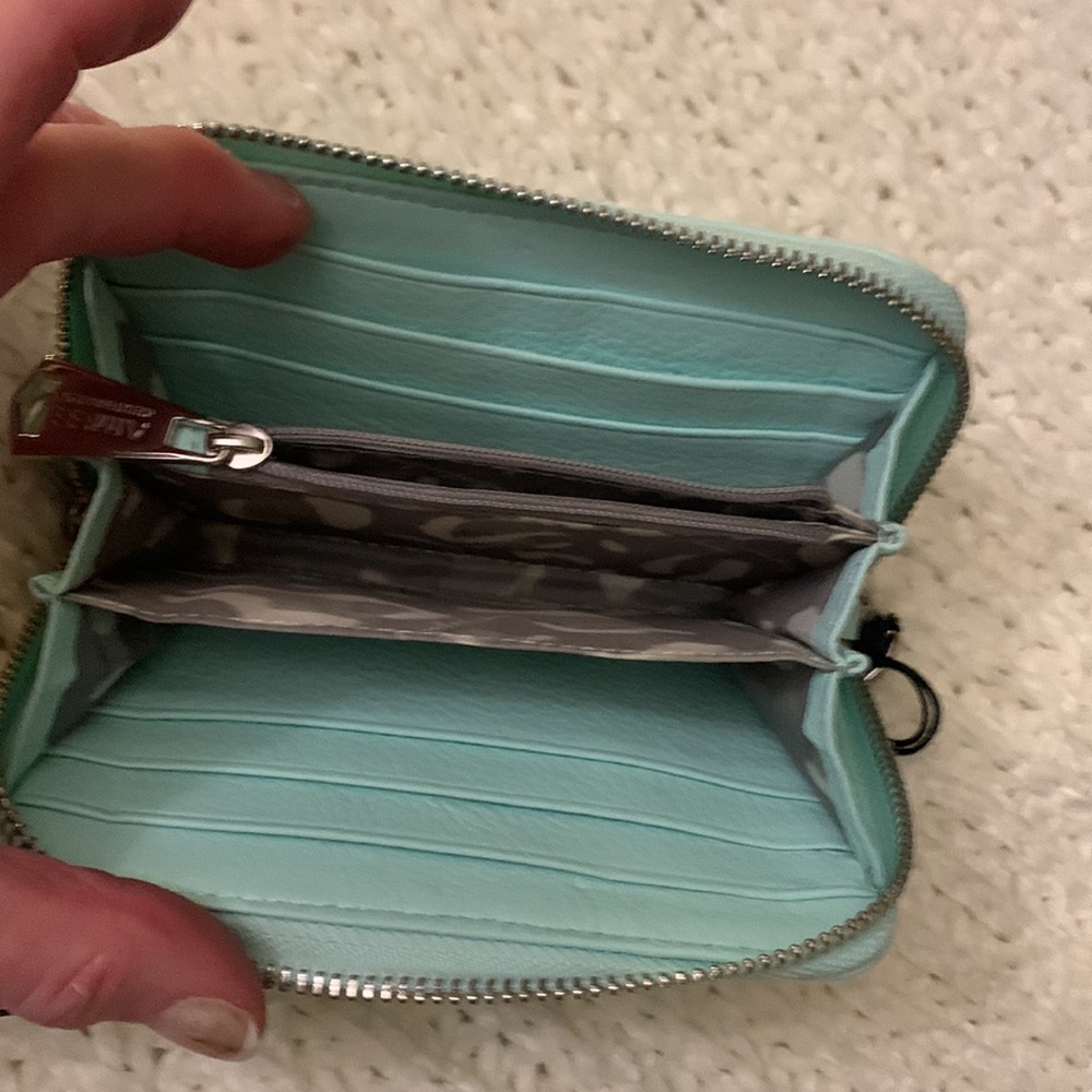 Aimee Kestenberg mint zippered wallet wristlet - Picture 5 of 9